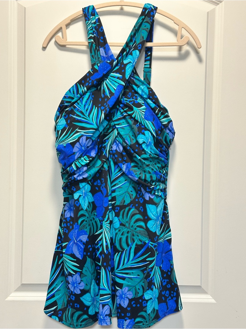 NWT Swimsuits For All High Neck Wrap Swimdress Blue Hawaiian Floral Size 18 - Picture 2 of 10